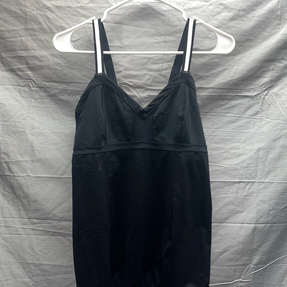 Lululemon tank top size 12